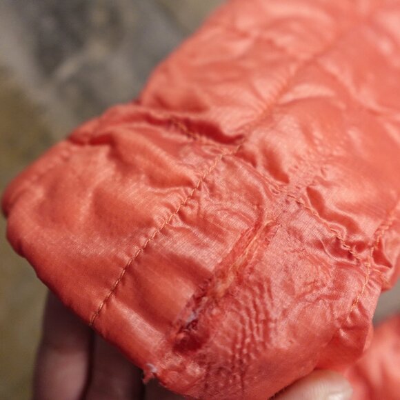 The North Face ThermoBall Insulated Jacket Women’s Small Coral Red Packable FAIR - Picture 4 of 15